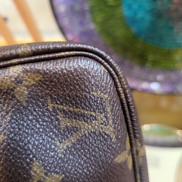 ❤️ Louis Vuitton Monogram Canvas Pochette Accessory (COA] - Picture 11 of 16